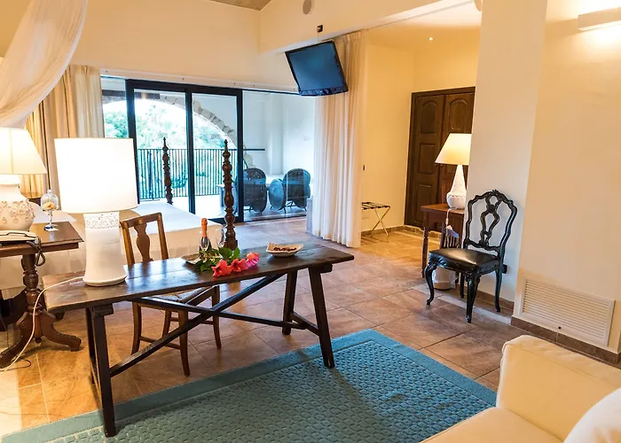 Hotell Costa Dei Fiori 4*