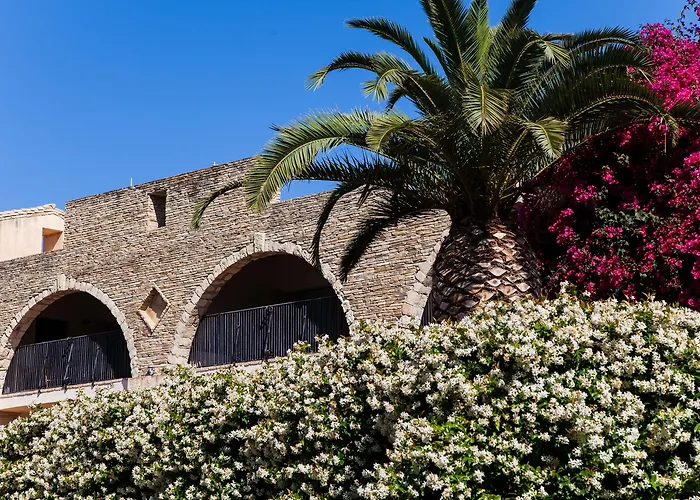 Hotell Costa Dei Fiori