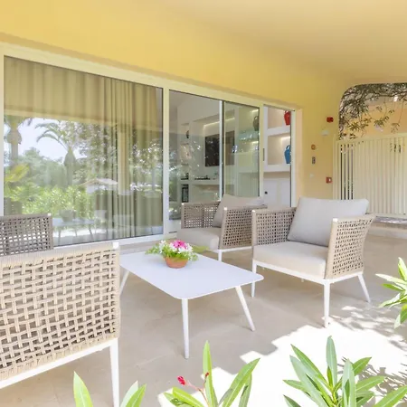 Costa Dei Fiori 4* Santa Margherita di Pula